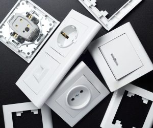 Electronics & smart devices